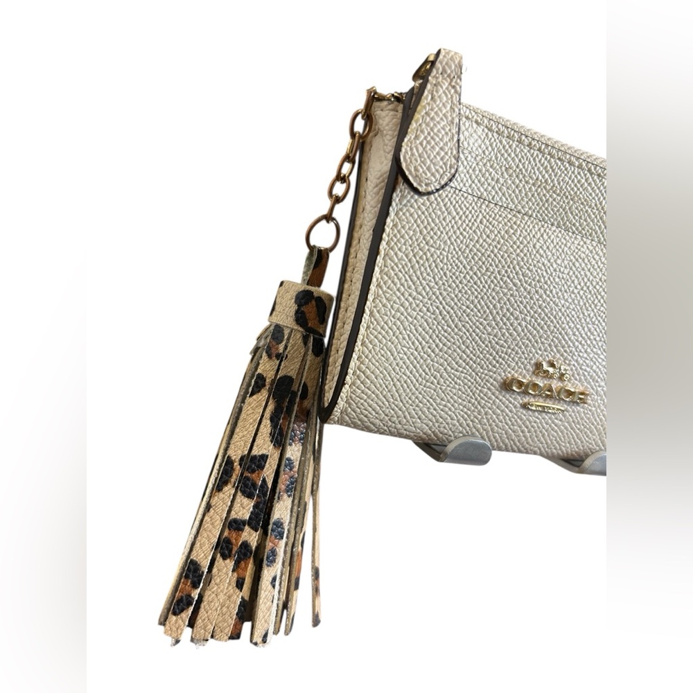Coach Cream Textured Card Holder/ Leopard Tassel - Picture 3 of 7
